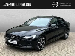 Gebraucht 2023 Volvo S60 Limousine | 36.890 € (Etwas zu teuer)