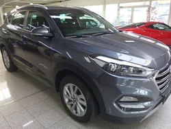 Grau Gebraucht 2017 Hyundai Tucson Style SUV | 14.690 € (Guter Preis)
