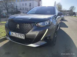 Gebraucht 2023 Peugeot 2008 Active SUV | 18.999 €