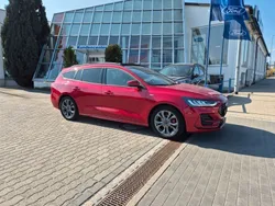 Rot Gebraucht 2023 Ford Focus ST-Line X Limousine | 23.990 € (Etwas zu teuer)