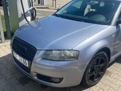 Grau Gebraucht 2004 Audi A3 Sportback Ambiente Limousine | 3.200 € (Fairer Preis)