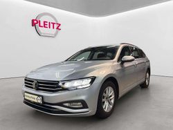 Beige Gebraucht 2022 VW Passat Business Kombi | 18.490 € (Fairer Preis)