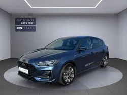Chromablau metallic Gebraucht 2023 Ford Focus ST-Line X Limousine | 24.450 € (Etwas zu teuer)