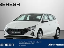Weiß Neu 2025 Hyundai i20 Select Limousine | 19.480 € (Guter Preis)