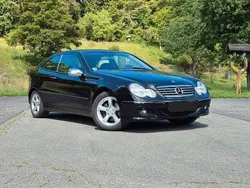 Schwarz Gebraucht 2006 Mercedes C200 Coupé | 6.790 € (Teuer)