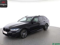 Black sapphire Gebraucht 2022 BMW 530e M Sport Kombi | 37.480 € (Fairer Preis)
