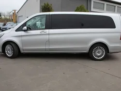 Brillantsilber metallic Gebraucht 2019 Mercedes V220 Edition Van / Kleinbus | 28.980 € (Guter Preis)