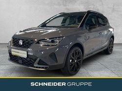 Grau (graphengrau / schwarz metallic) Neu 2025 Seat Arona Black Edition SUV | 29.860 € (Teuer)