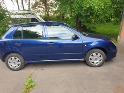 Blau Gebraucht 2005 Skoda Fabia Limousine | 1.800 € (Fairer Preis)