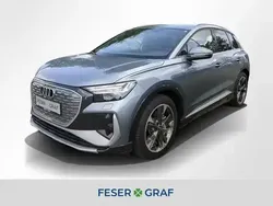 Geysirblau metallic Gebraucht 2023 Audi Q4 e-tron Ambiente SUV | 35.880 € (Guter Preis)