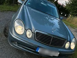 Blau Gebraucht 2004 Mercedes E320 Kombi | 1.900 € (Superpreis)