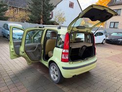 Grün Gebraucht 2005 Fiat Panda Emotion Limousine | 650 € (Etwas zu teuer)