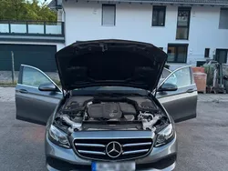Grau Gebraucht 2020 Mercedes E300 Limousine | 35.000 € (Fairer Preis)