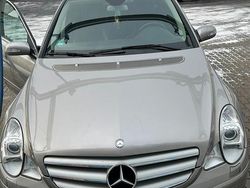 Gold Gebraucht 2007 Mercedes R280 Van / Kleinbus | 10.000 €