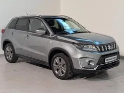 Grau Gebraucht 2021 Suzuki Vitara Comfort SUV | 17.950 € (Fairer Preis)