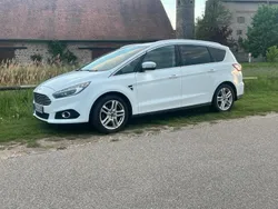 Weiß Gebraucht 2017 Ford S-MAX S Van / Kleinbus | 21.500 € (Fairer Preis)