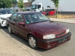 Rot Gebraucht 1991 Opel Vectra Limousine | 11.999 €