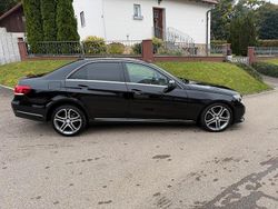 Schwarz Gebraucht 2013 Mercedes E250 Limousine | 13.999 € (Fairer Preis)