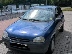 Blau Gebraucht 1996 Opel Corsa Kleinwagen | 500 € (Guter Preis)