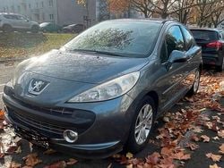 Blau Gebraucht 2007 Peugeot 207 Kleinwagen | 1.350 € (Guter Preis)