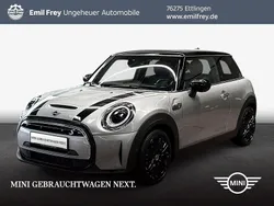 Melting silver iii metallic Gebraucht 2023 Mini Cooper SE Kleinwagen | 22.990 € (Fairer Preis)