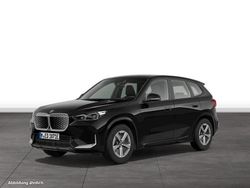 Black sapphire metallic Gebraucht 2024 BMW iX1 SUV | 45.874 € (Teuer)