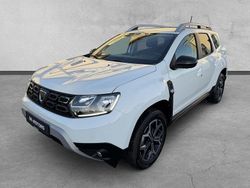 Artisweiß Gebraucht 2021 Dacia Duster Celebration SUV | 16.290 € (Guter Preis)