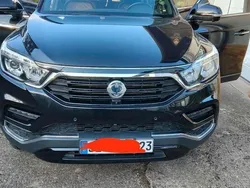 Schwarz Gebraucht 2018 Ssangyong Rexton SUV | 17.590 € (Guter Preis)