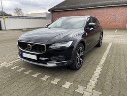 Schwarz Gebraucht 2021 Volvo V90 CC Pro Kombi | 42.100 € (Fairer Preis)
