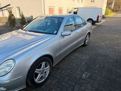 Silber Gebraucht 2002 Mercedes E320 Limousine | 4.500 € (Superpreis)