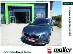 Grau (quarzgrau metallic) Gebraucht 2021 Skoda Octavia Style Kombi | 24.390 € (Fairer Preis)
