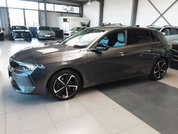 Grau Gebraucht 2024 Opel Astra Elegance Limousine | 22.990 € (Guter Preis)