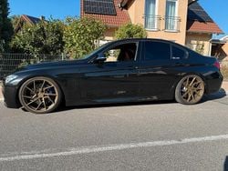 Schwarz Gebraucht 2016 BMW 340 M Sport Limousine | 26.999 €