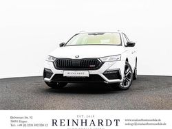 Moonweiss metallic Gebraucht 2021 Skoda Octavia RS Kombi | 27.755 € (Fairer Preis)