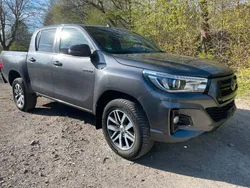 Grau Gebraucht 2020 Toyota HiLux Executive Abholung | 29.990 € (Superpreis)