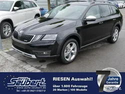 Schwarz metallic Gebraucht 2019 Skoda Octavia Scout 4x4 Kombi | 30.990 €
