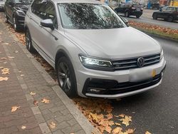 Grau Gebraucht 2019 VW Tiguan Allspace R-line SUV | 27.200 € (Fairer Preis)