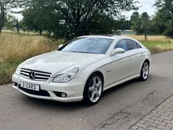 Weiß Gebraucht 2006 Mercedes CLS63 AMG AMG Limousine | 25.900 € (Fairer Preis)