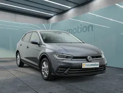 Grau Gebraucht 2024 VW Polo Style Limousine | 23.899 € (Fairer Preis)