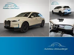 Weiß Gebraucht 2023 BMW iX Executive SUV | 57.490 €