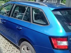 Blau Gebraucht 2016 Skoda Fabia Style Kombi | 10.000 € (Fairer Preis)