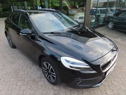 Schwarz Gebraucht 2018 Volvo V40 CC Plus Kombi | 7.950 € (Guter Preis)