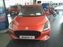 Orange Neu 2025 Suzuki Swift Club Kleinwagen | 18.690 €