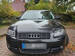 Grau Gebraucht 2005 Audi A3 Ambiente Kleinwagen | 2.800 € (Etwas zu teuer)