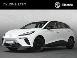 Weiß (dover white) Gebraucht 2024 MG MG4 EV Kleinwagen | 34.990 €