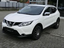 Weiß Gebraucht 2014 Nissan Qashqai 360º SUV | 12.990 € (Fairer Preis)