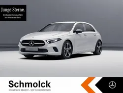 Weiß Gebraucht 2020 Mercedes A200 Progressive Limousine | 23.900 € (Teuer)