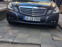 Grau Gebraucht 2011 Mercedes E200 Limousine | 9.300 € (Superpreis)