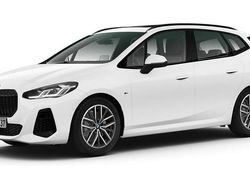 Weiß Gebraucht 2025 BMW 223 Active Tourer Luxury Line Van / Kleinbus | 42.196 € (Fairer Preis)