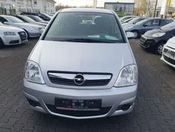 Starsilber Gebraucht 2006 Opel Meriva Edition Van / Kleinbus | 4.790 € (Teuer)
